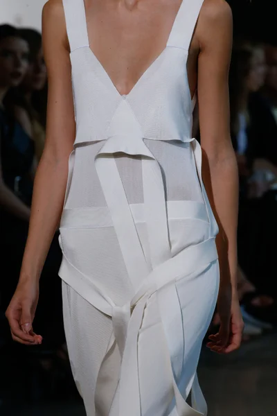 Look 68